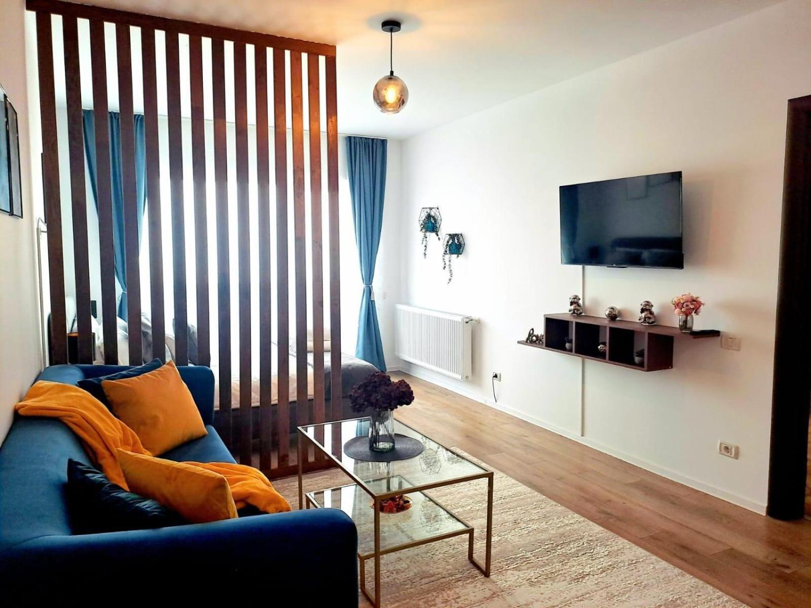 Mountain Breeze Luxury Ac & Parcare Privata Appartamento *